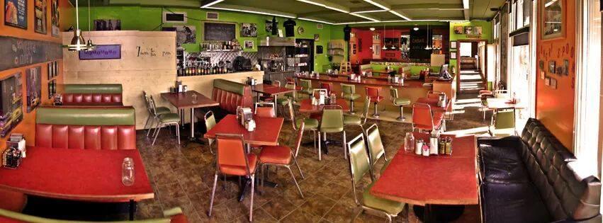 Super 8 Victoria Motel Exterior photo